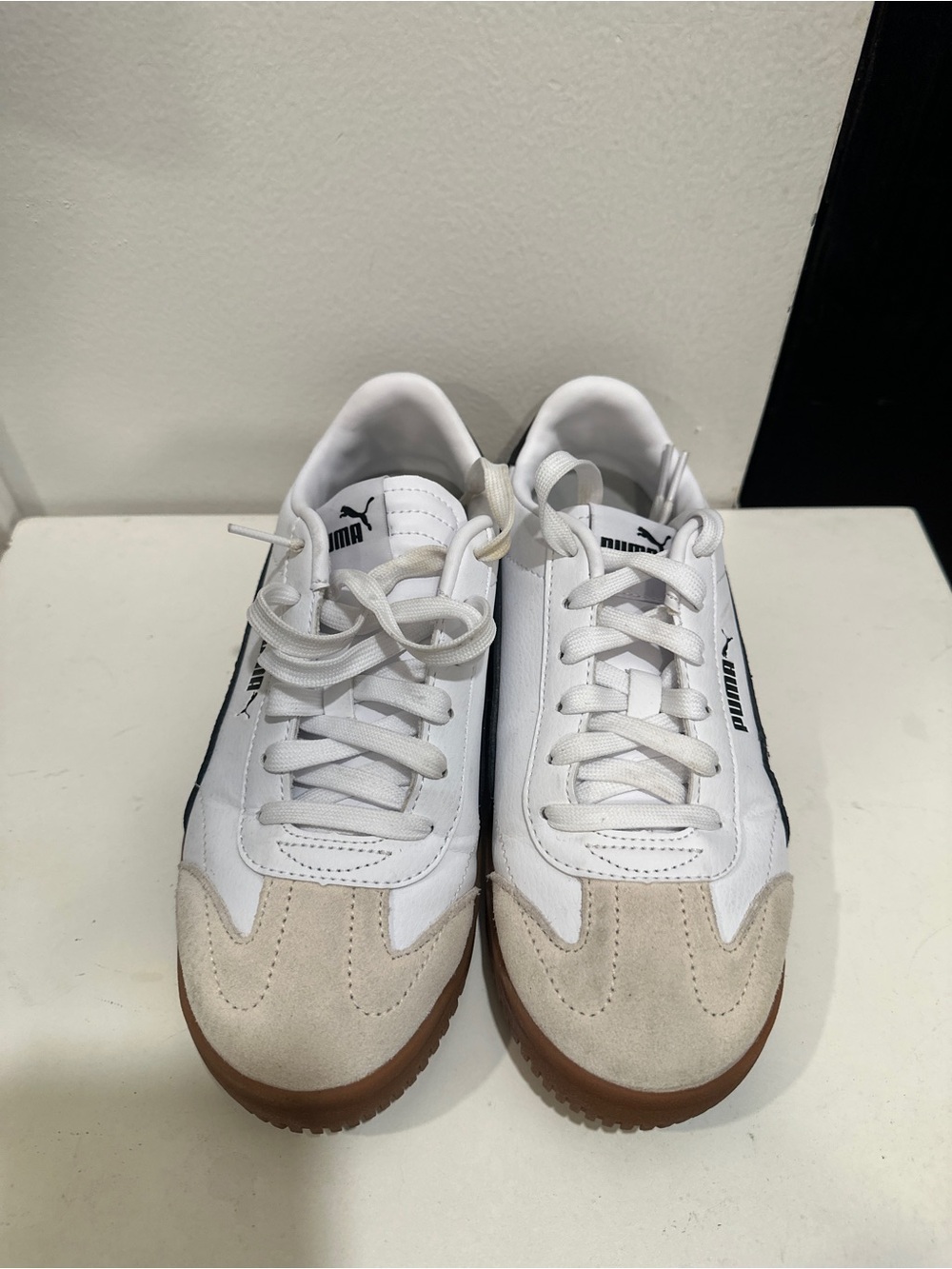 Pumas women’s Club 5v5Sneaker size 7 GUC